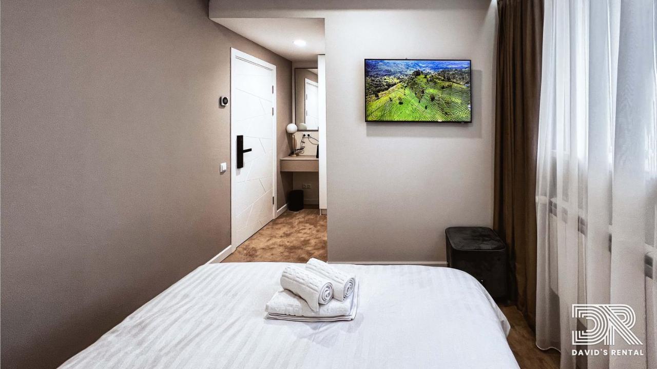 David'S Rental Rooms Bukares Bagian luar foto