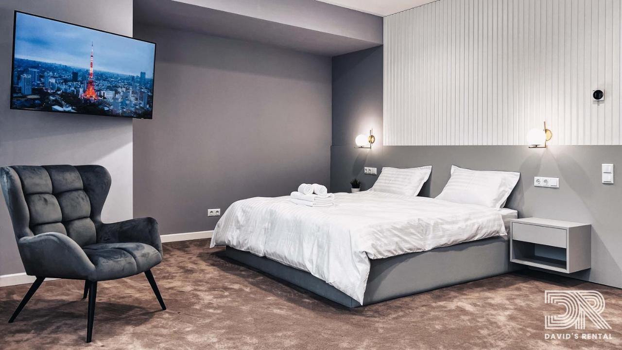 David'S Rental Rooms Bukares Bagian luar foto