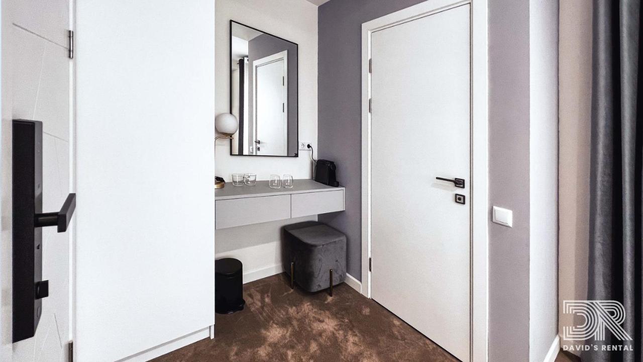 David'S Rental Rooms Bukares Bagian luar foto