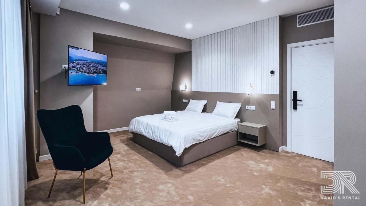 David'S Rental Rooms Bukares Bagian luar foto