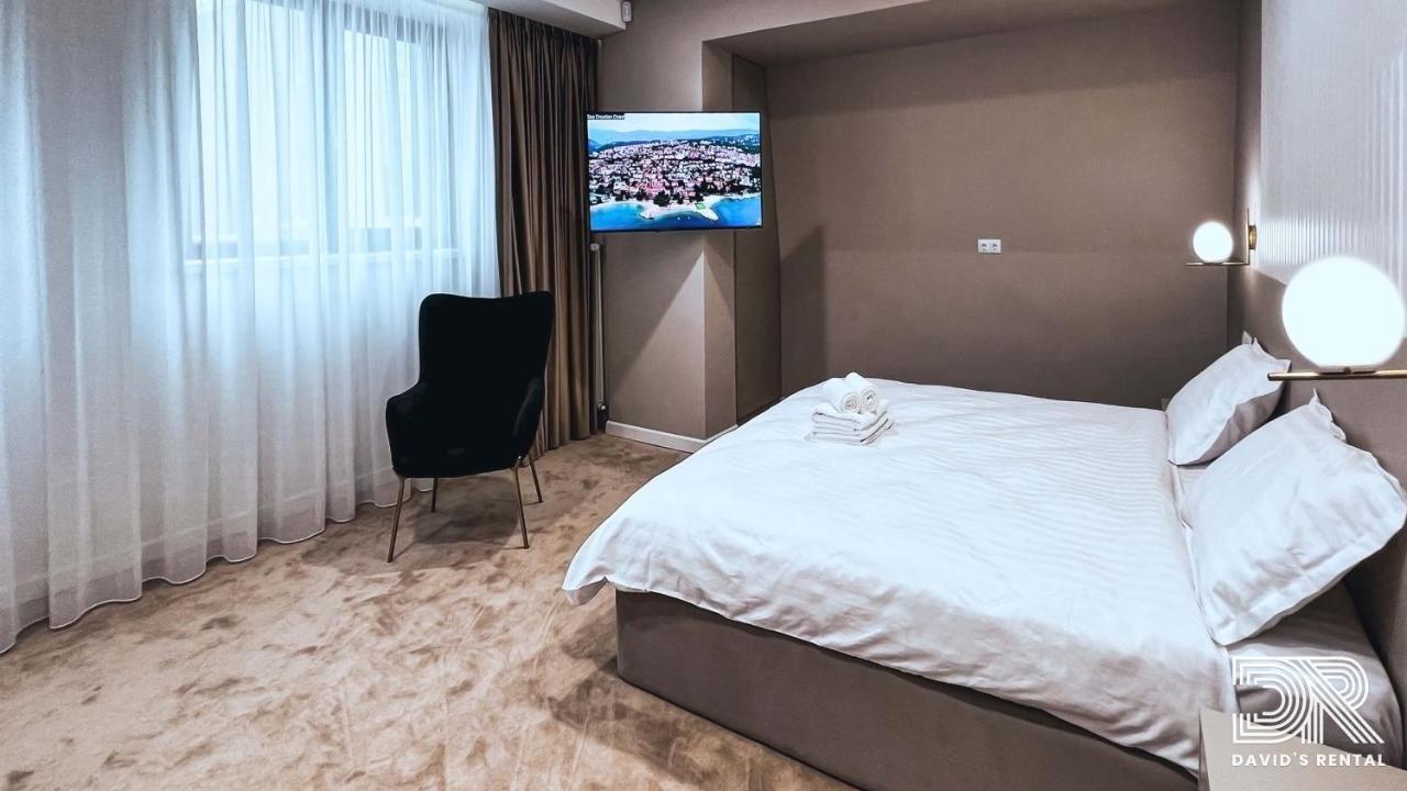 David'S Rental Rooms Bukares Bagian luar foto