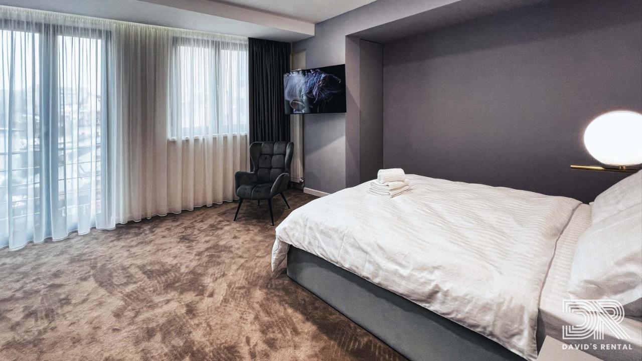 David'S Rental Rooms Bukares Bagian luar foto