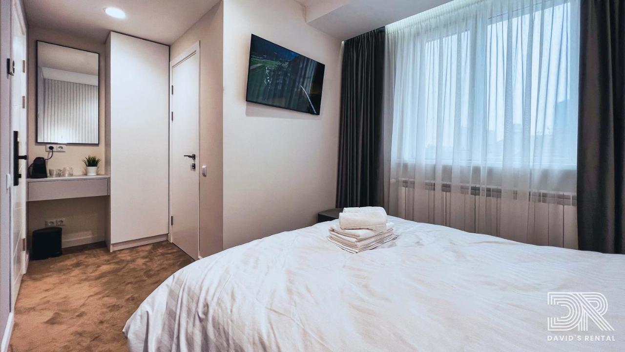 David'S Rental Rooms Bukares Bagian luar foto
