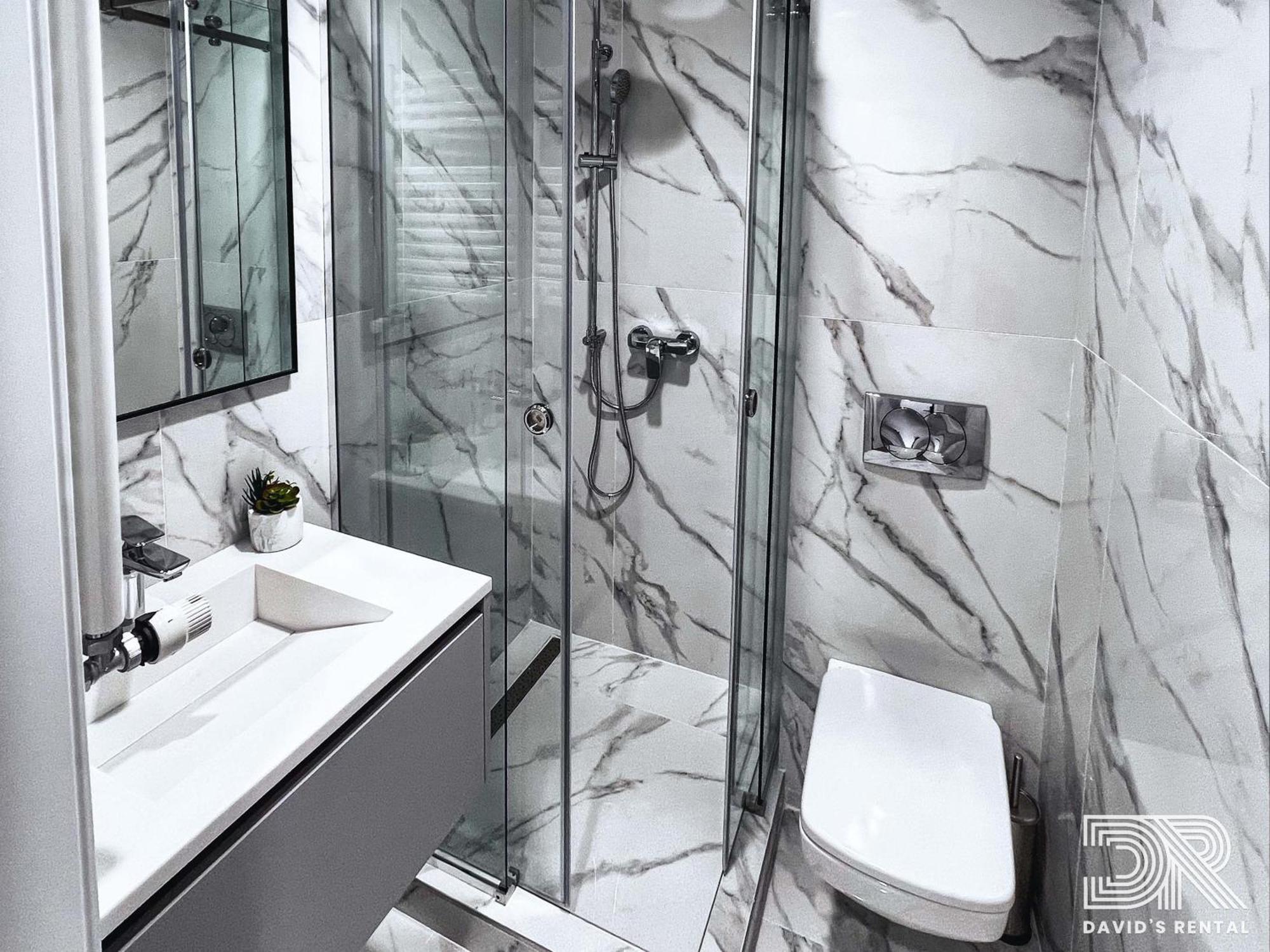 David'S Rental Rooms Bukares Bagian luar foto
